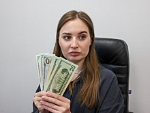 Доллар может подорожать: сбудутся ли прогнозы Минэка по обвалу рубля к декабрю