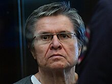 Защита Улюкаева обжалует возврат $2 млн Феоктистову