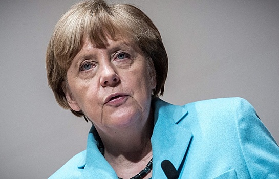 Меркель прокомментировала последнее предложение Юнкера