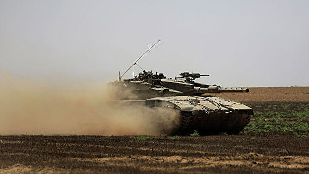 Израильский танк обстрелял пост боевиков в Газе