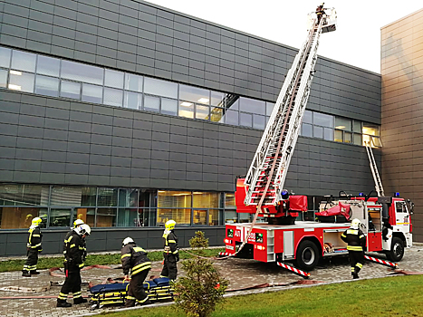 Два новых пожарно-спасательных отряда ТиНАО спасли за год 51 человека