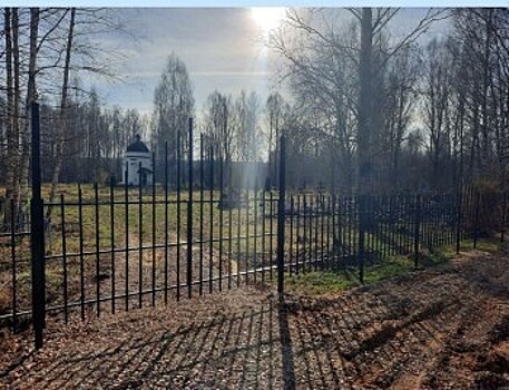 Жители калужского села софинансировали благоустройство кладбища