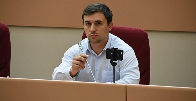 Эксперт назвал фриком депутата из Саратова, уволившего министра за «макарошки»