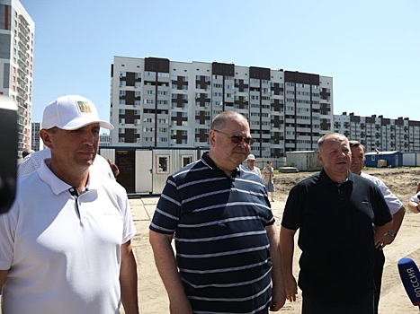 Олег Мельниченко оценил ход строительства двух новых школ в Пензе