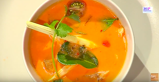 Шедевр азиатской кухни: как готовить "королевский" суп Том Ям