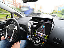 Названо препятствие для внедрения беспилотных машин в России