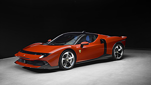 Обратилась к истории и Ferrari, которая возродила имя Testarossa. Правда, теперь так называется гиперкар Ferrari 849 Testarossa, представляющий собой модернизированный вариант Ferrari SF90 Stradale. Машине ради нового фирменного стиля и улучшения аэродинамики переделали кузов, сделали более технологичным интерьер, а также повысили отдачу гибридной силовой установки до 1050 л.с и улучшили ходовую часть.