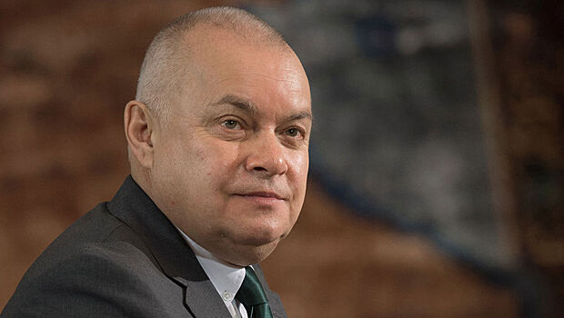 Киселев после изъятия паспортов у главы «России сегодня» напомнил ФРГ о мировых войнах