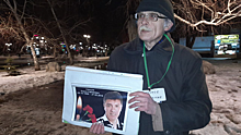 Саратовский активист устроил пикет в память о Борисе Немцове