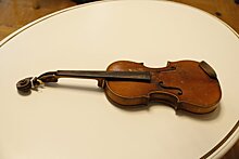 Изъятая у контрабандиста скрипка по лекалам Страдивари может стать экспонатом музея Балакирева