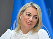 Захарова и Птаха представили трек "Белая стая"