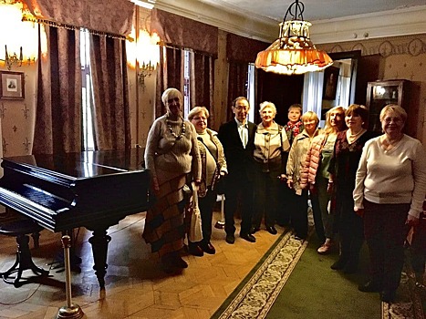 Пенсионеры из Савеловского посетили музей Скрябина