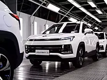 Работники автозавода КамАЗ пересаживаются на автомобили «Москвич»