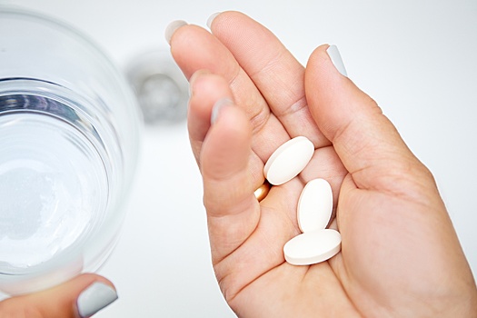 Как часто россияне принимают БАДы