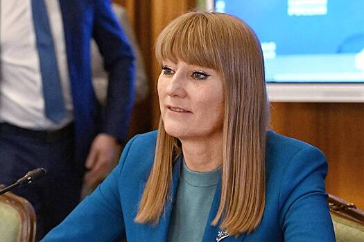 В России прокомментировали закрытие визовых центров Канады