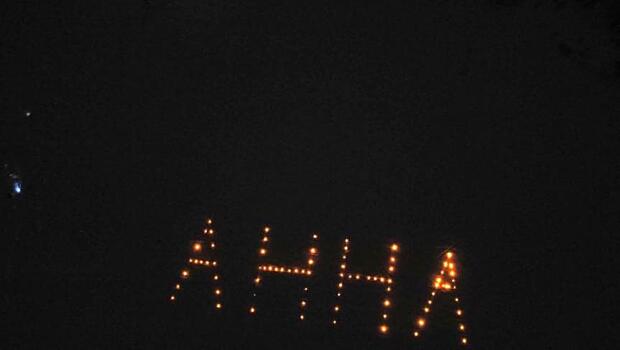 Строители иглу передали горячий привет Анне Кикиной с берега Обского моря