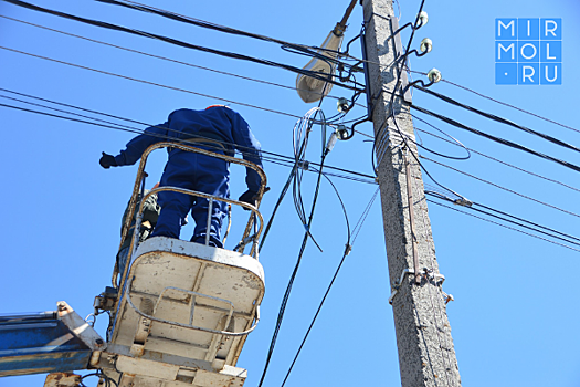 В поселке Новый Хушет заменили линии электропередачи протяженностью 750 метров