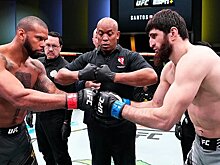 Почему бойцы из России продолжают драться в главных боях UFC