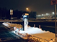 На 23-м километре трассы М11 установлены станции для зарядки электромобилей