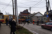 В Ростове-на-Дону столкнулись два трамвая, один из них въехал в дом
