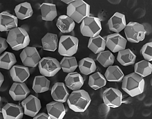 Ученые показали возможность использования «дефектных» алмазов в рентгеновской оптике