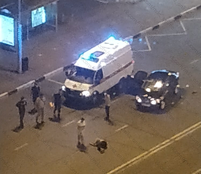 Легковушка сбила пешехода возле остановки в Новокузнецке