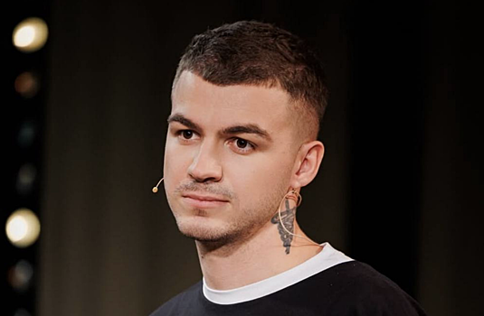 Череватый признался, что делит постель с женой и демоном Толиком