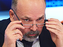 Суд продлил меру пресечения Михаилу Меню