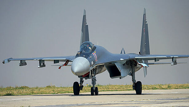 Су-35 назвали лучшим российским истребителем