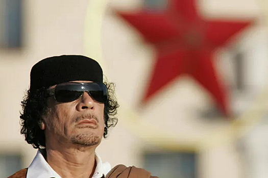 Шатер в пустыне, тело в холодильнике и девственницы в охране: грязные секреты Муаммара Каддафи