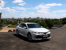 Toyota Camry XV70: директорский прием