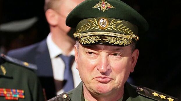 Генерал Болдырев назвал закономерным возвращение командующего сухопутными войсками Лапина в зону СВО