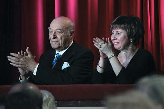 Адвокат Вербицкая-Линник: вдова Этуша должна выплатить полмиллиона после суда