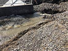 В свердловской деревне после капремонта разрушается дамба за десятки миллионов