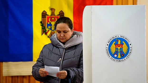 Правящая в Молдавии партия проигрывает местные выборы