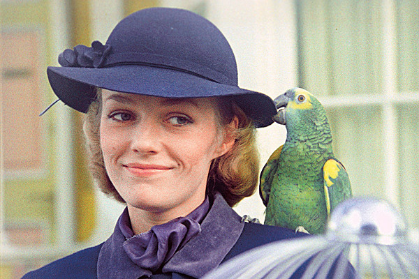 Әйелімнің салбырап тұрған кеудесінің суреті