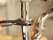 Что можно починить в квартире за счёт УК: полный список бесплатных работ