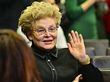 Малышева пошутила над принесшим презерватив в студию гостем