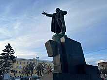 «Сталинские конверты» и гонорары: на что жили правители СССР