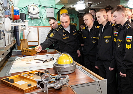 Мурманские нахимовцы прошли профориентацию