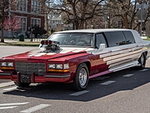 Лимузин Cadillac Fleetwood начала 80-х превратили в гоночный драгстер с 7,4-литровым V8