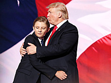 Сын Трампа пригласил друзей в Белый дом