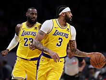 Леброн Джеймс и Энтони Дэвис сделали посты в социальных сетях с одной и той же цитатой