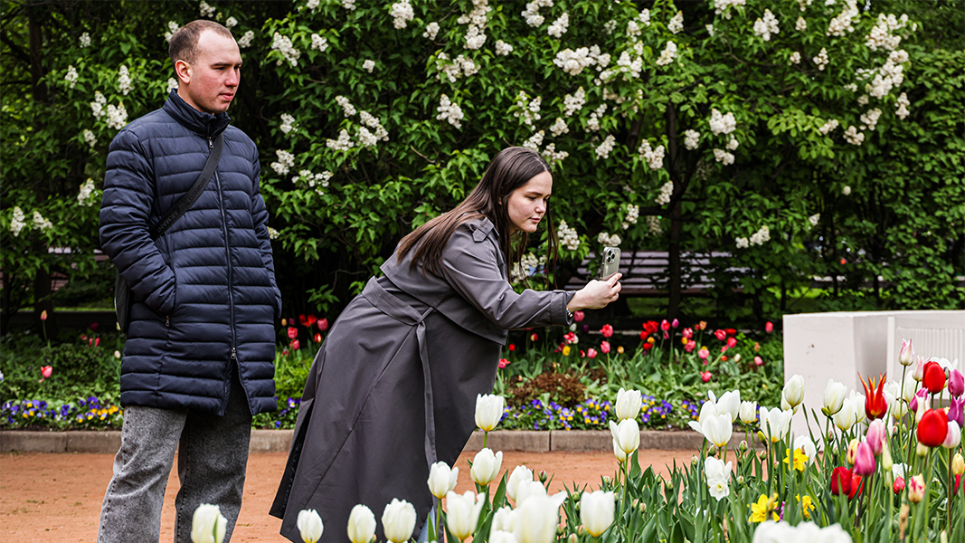 Синоптик назвала причины холодной погоды в Москве