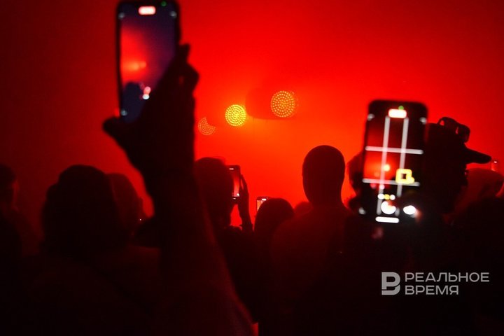 VK Fest в Казани обзавелся эксклюзивными билетами от известного художника Гузель Гариповой