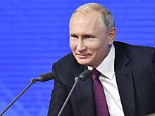Путин в шутку "пожалел" замерзшего на улице главу "Газпрома"