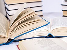 Санитайзеры, проветривание и раздельные перемены: 700 школ Петербурга начнут учебный год по новым правилам