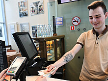 Бизнес переходит на безнал