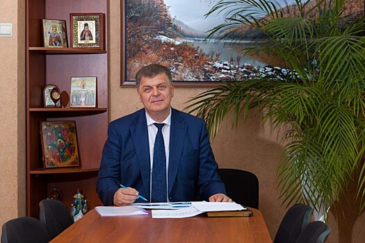 Леонид Олейник стал лучшим главой городского поселения
