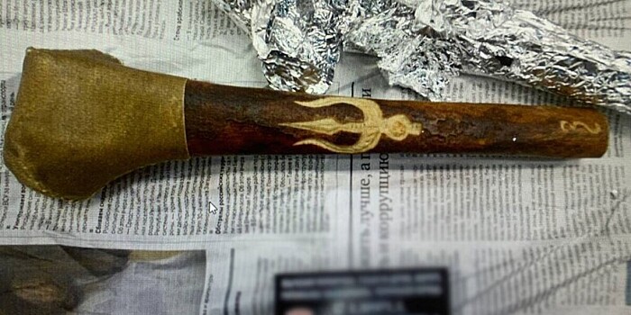 Ритуальную флейту из человеческой кости изъяли на таможне в России